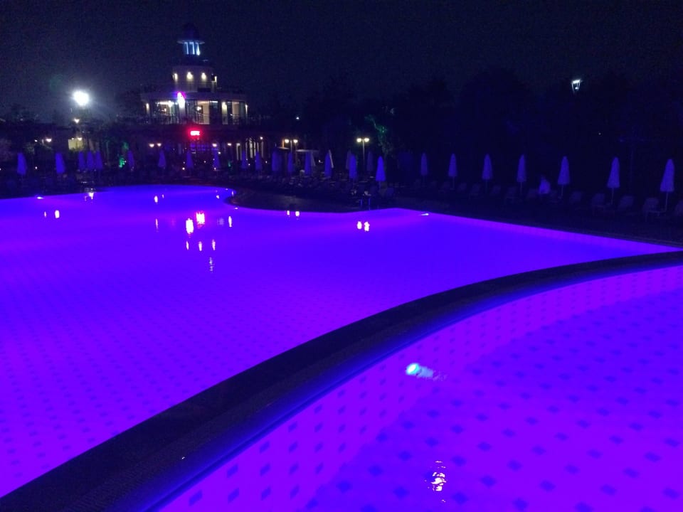 11 Commodore Elite Suites & Spa - Adults only