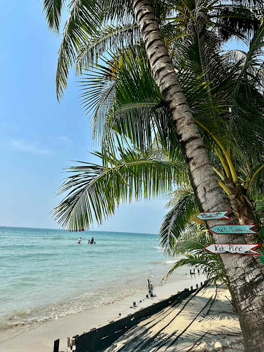 Strand Centara Koh Chang Tropicana Resort