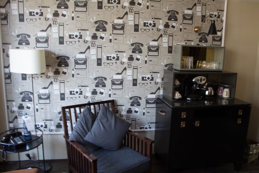 Wohnzimmer Suite Henri Hotel Hamburg Downtown