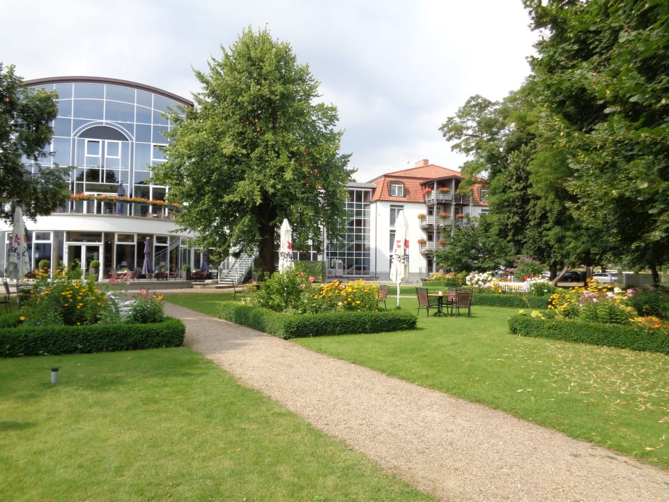 Gartenanlage Seehotel Großherzog von Mecklenburg