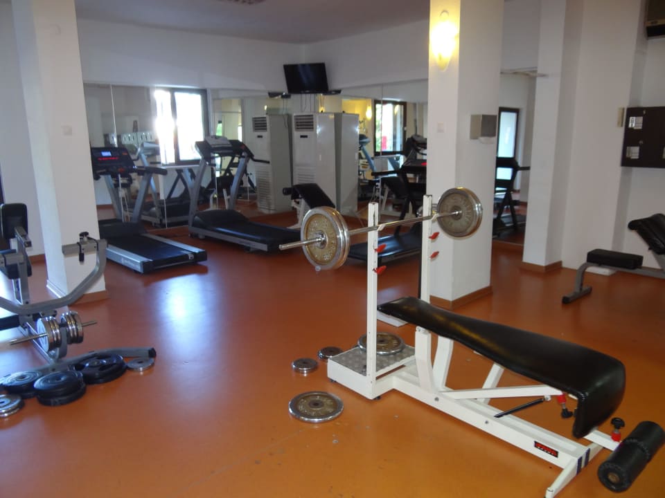 Guter Fitnessraum Emelda Sun Club