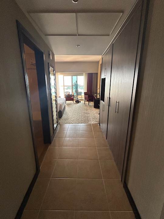 Zimmer Khalidiya Palace Rayhaan by Rotana