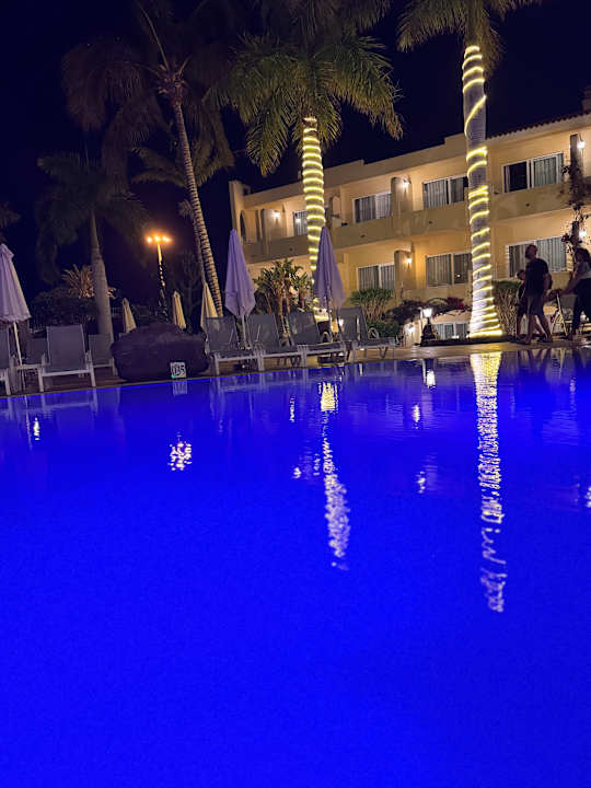Pool R2 BUGANVILLA Hotel & Spa