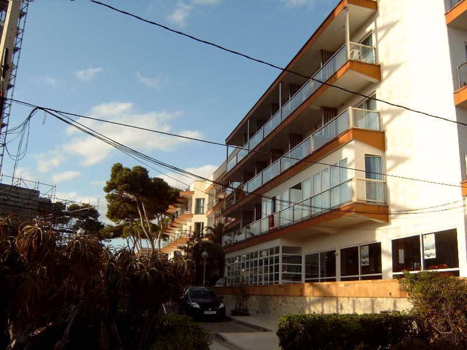 Der Eingang Hotel Clumba