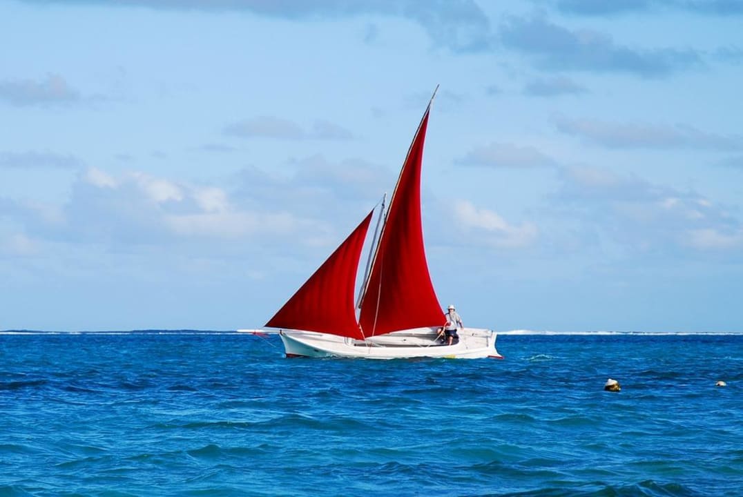 Segeln vor Noix de Coco Hotel Noix de Coco