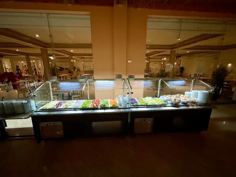 Gastro Three Corners Sea Beach Resort