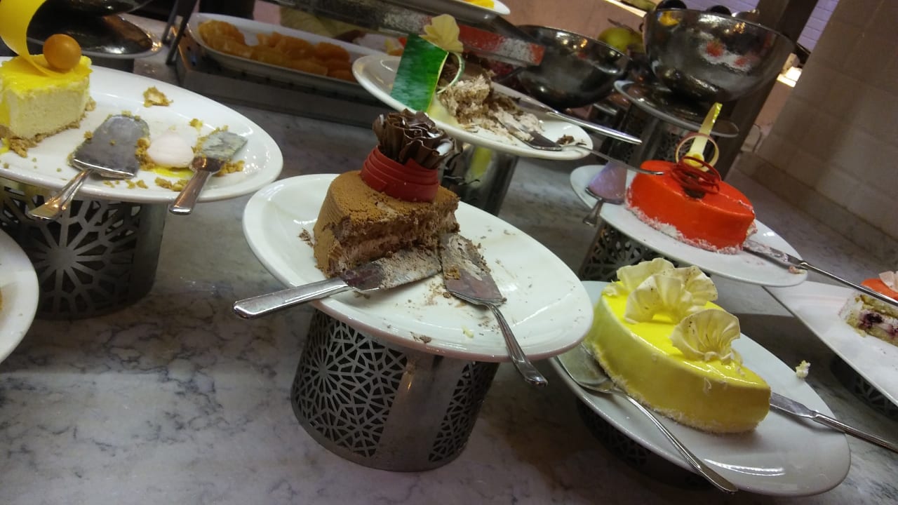 Gastro Acanthus Cennet Barut Collection