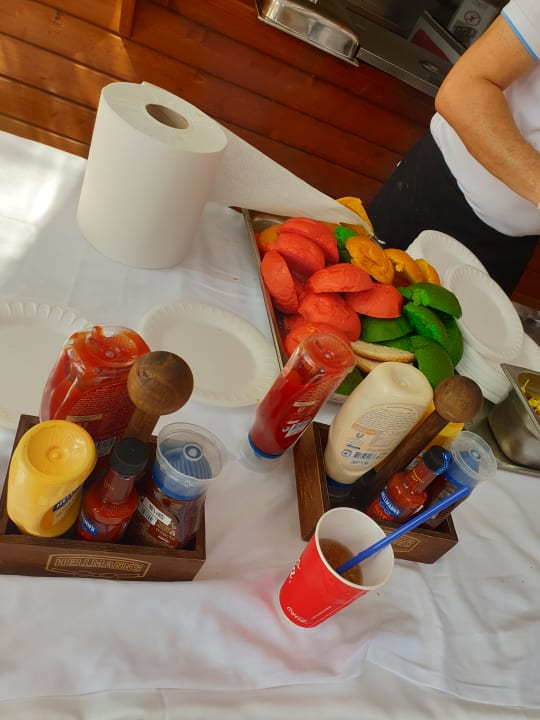 Gastro Quattro Beach Spa & Resort