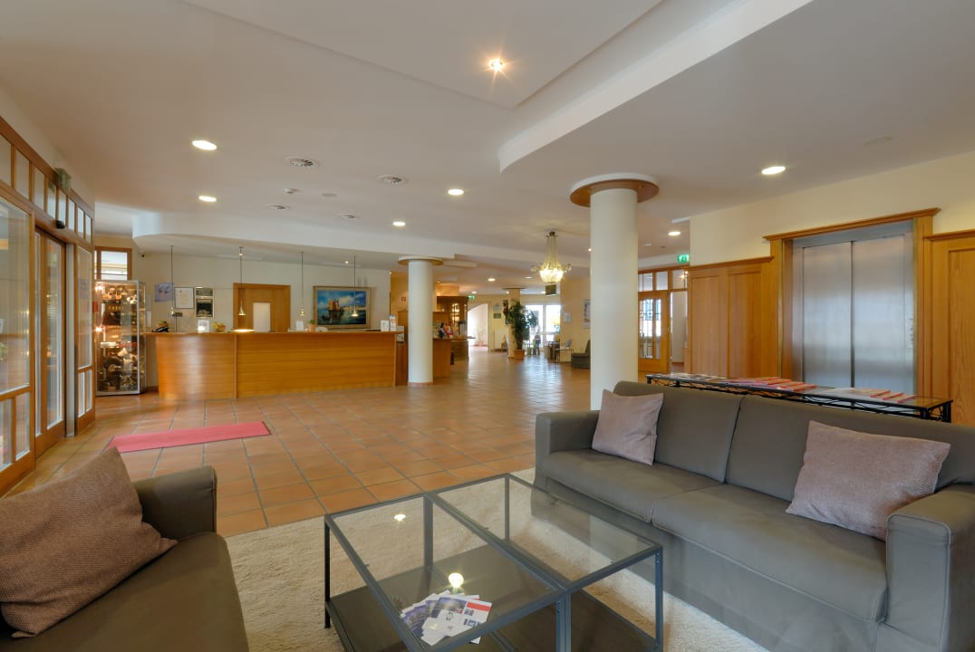 Lobby Hotel Lübecker Hof