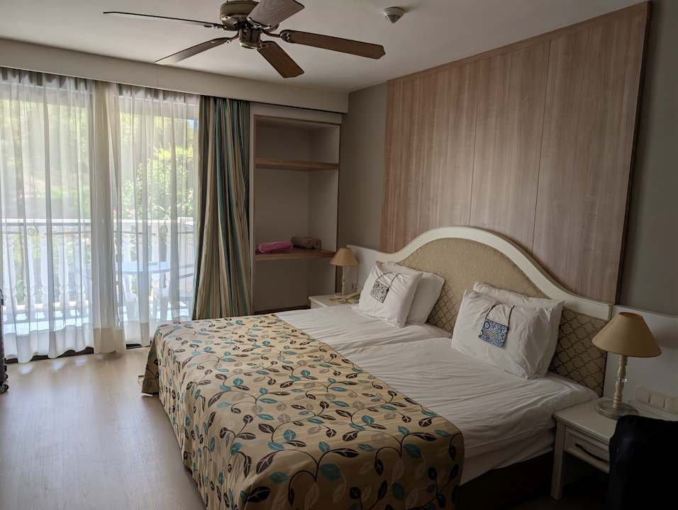 Zimmer Hotel Defne Star