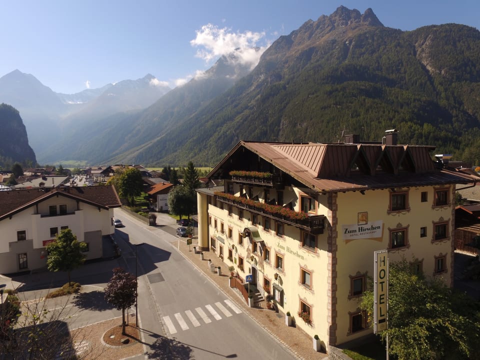 Außenansicht Hotel Zum Hirschen