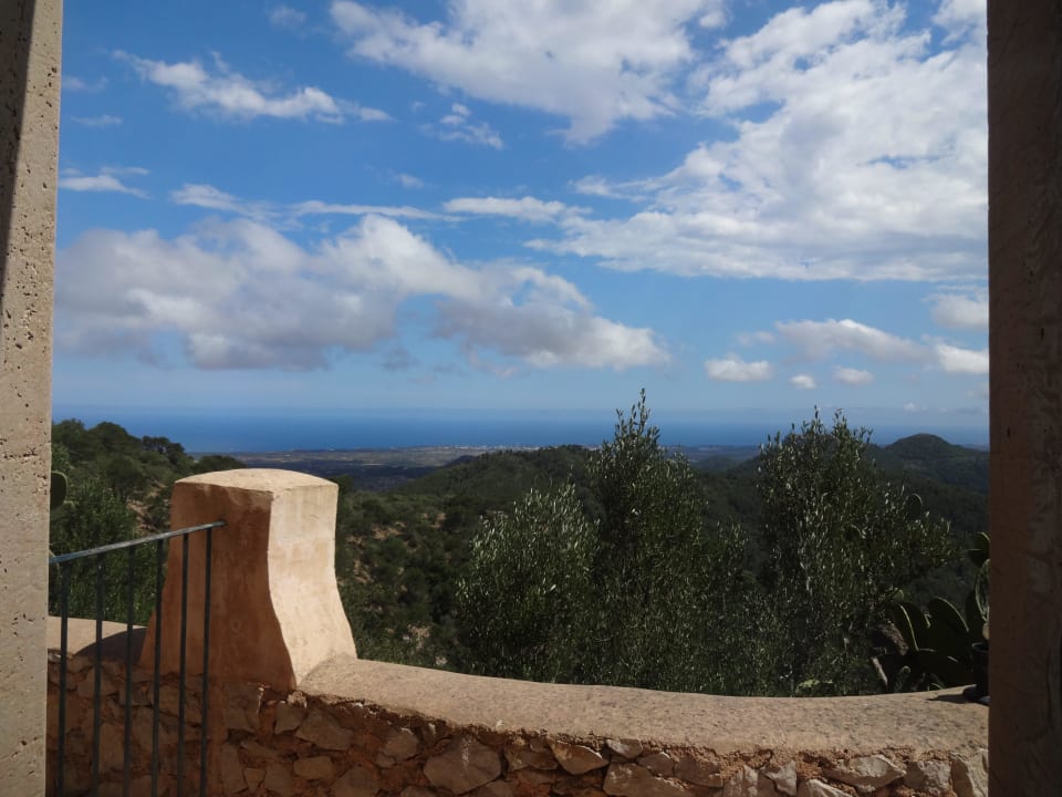 Ausblick Terrasse Apartment 301 Petit Hotel Hostatgeria Sant Salvador
