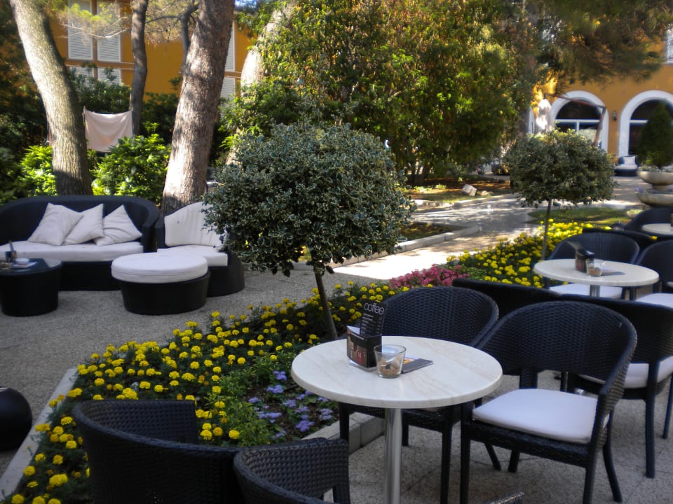 Innenhof Valamar Sanfior Hotel & Casa