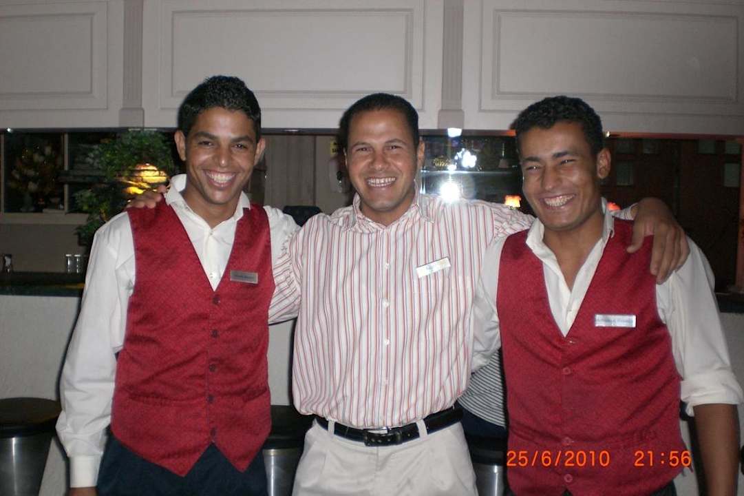 Die drei von der Lobbybar Pickalbatros Royal Moderna Resort-Sharm El Sheikh