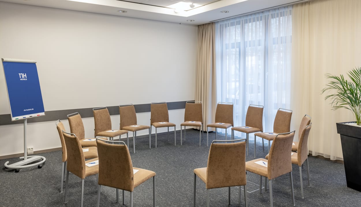 Sonstiges Hotel NH Hamburg Altona