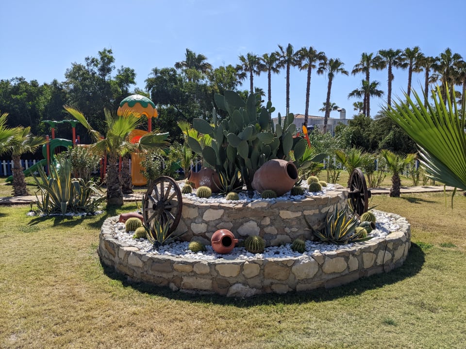 Garten Dream World Palace Hotel