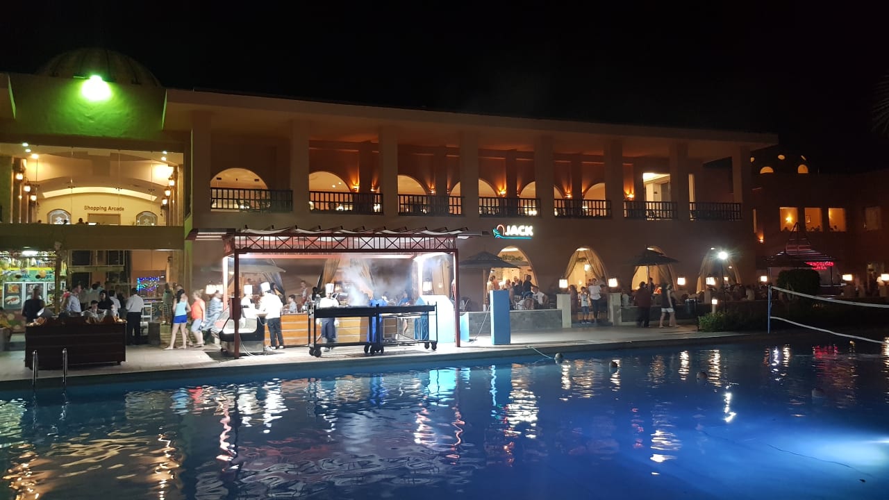 Außenansicht Titanic Beach Spa & Aqua Park