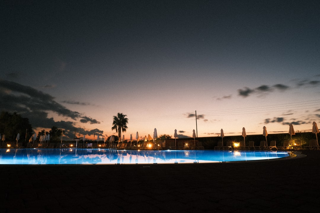 Pool Almyros Beach Resort & Spa