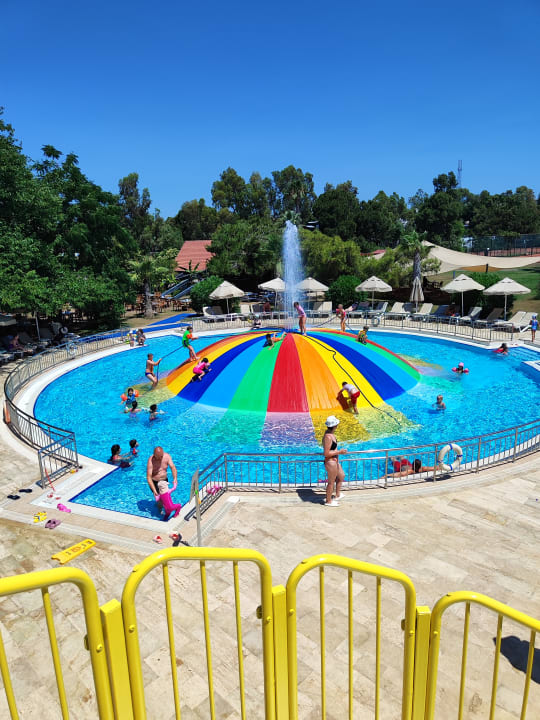 Pool Sunrise Resort Hotel