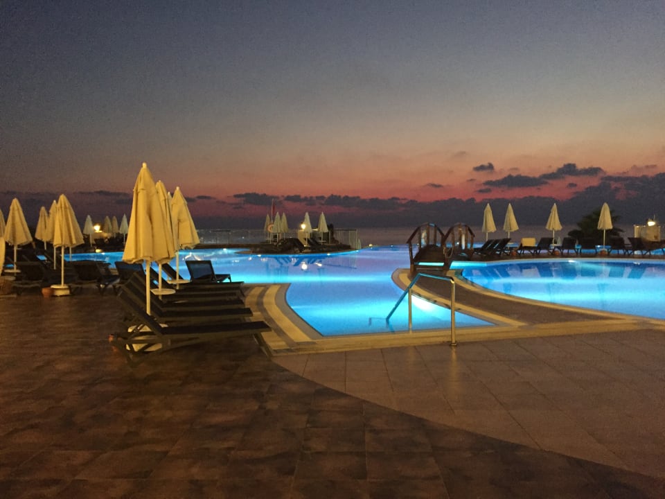 Pool Litore Resort & Spa