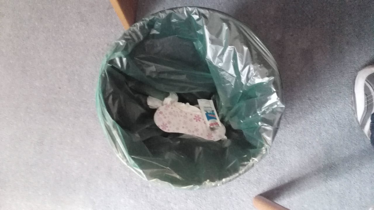 Mülleimer bei Bezug des Zimmers nicht geleert Grandhotel Esplanade