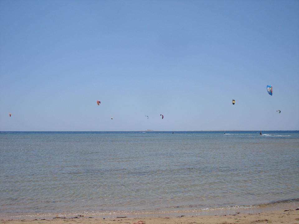 Kite-Surfer Shams Prestige Abu Soma-Adults Only