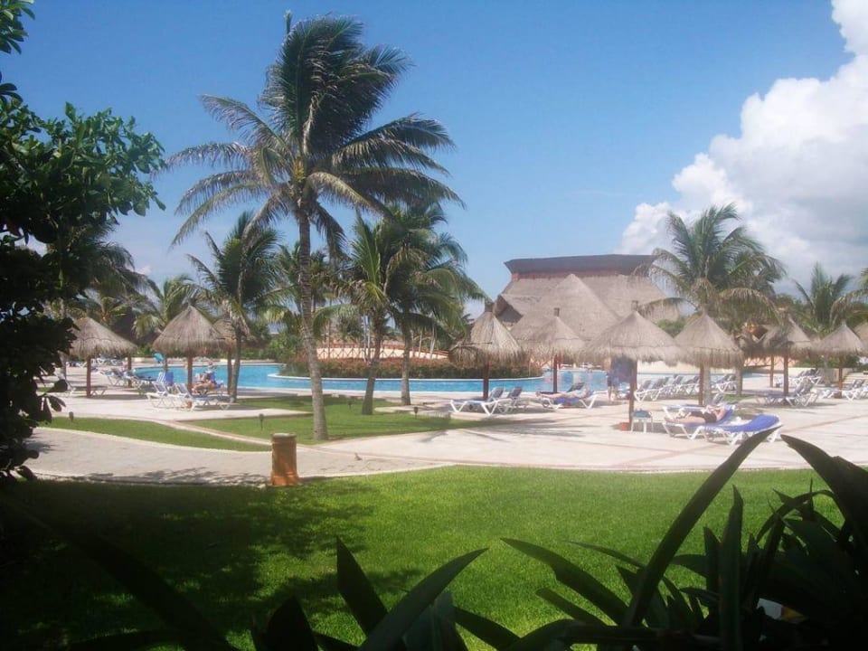 Hauptpool Tulum Bahia Principe Grand Tulum