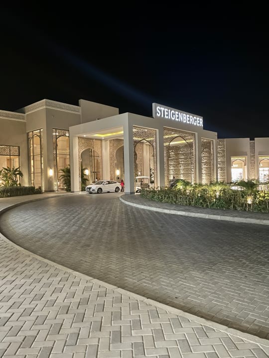 Außenansicht Steigenberger Resort Ras Soma
