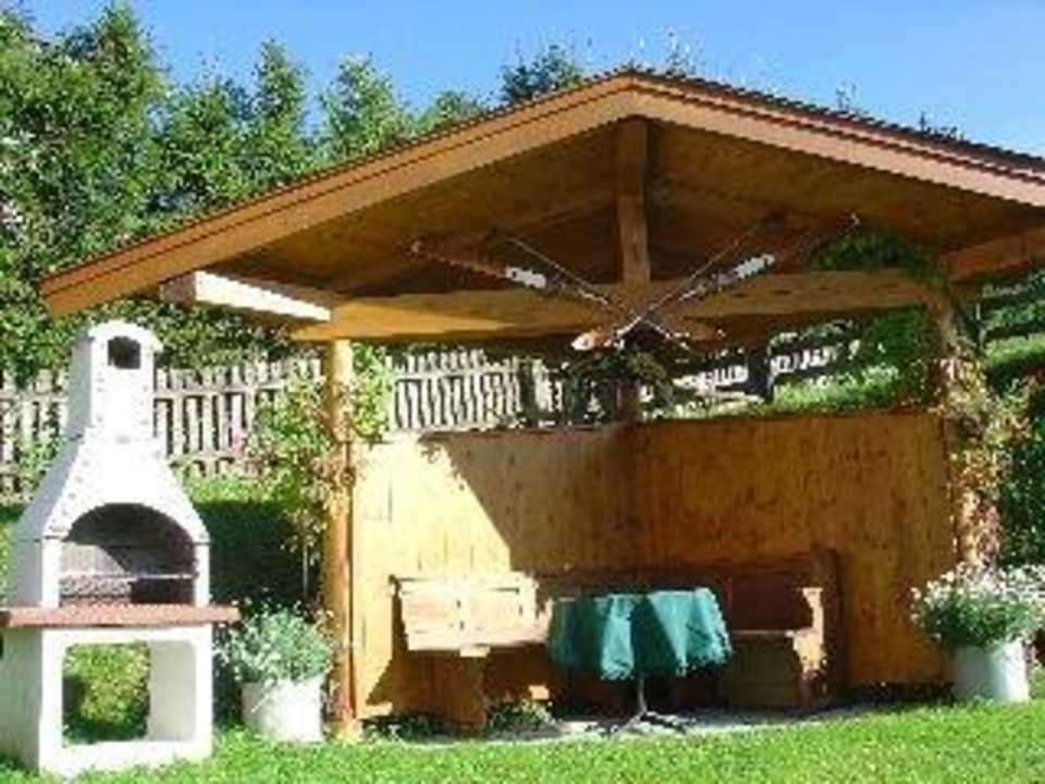 Grillecke Sommer  Ferienwohnungen Walk