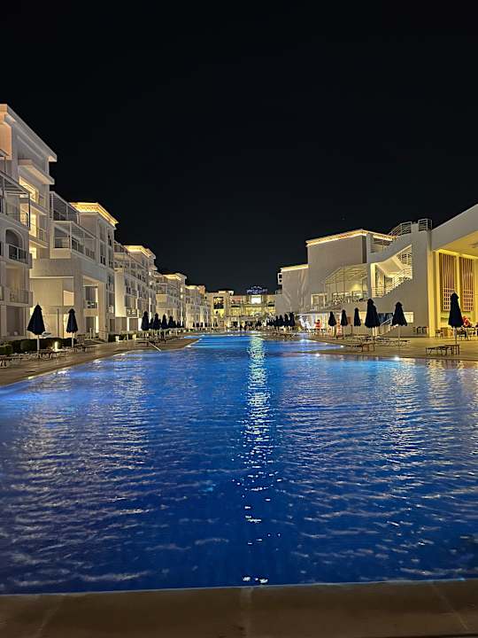 Außenansicht Pickalbatros Blu Spa Resort