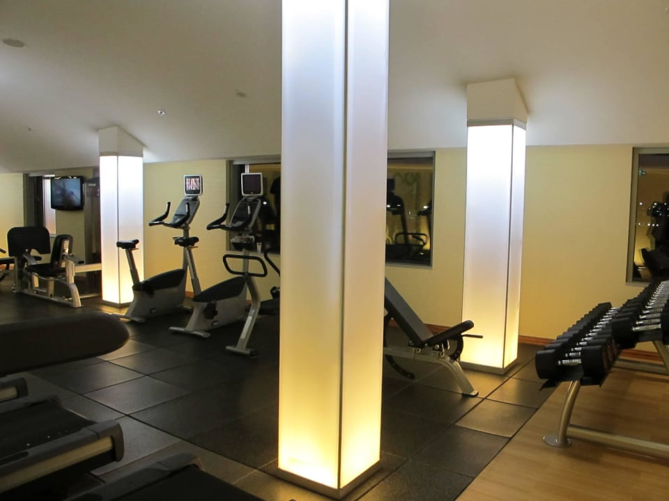 Sehr schöner Fitnessbereich Hilton Frankfurt Airport