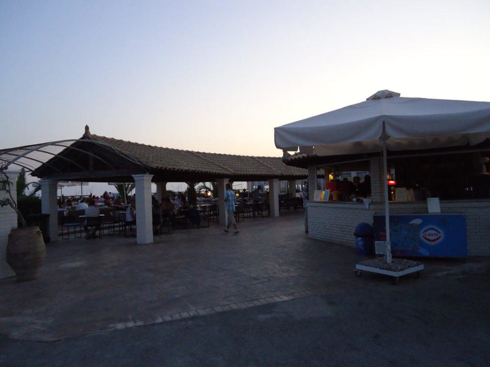 Pool/Beachbar Sandy Beach Resort