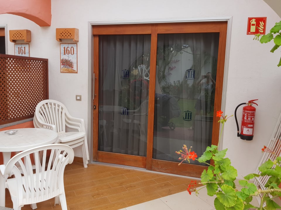 Zimmer HL Miraflor Suites Hotel