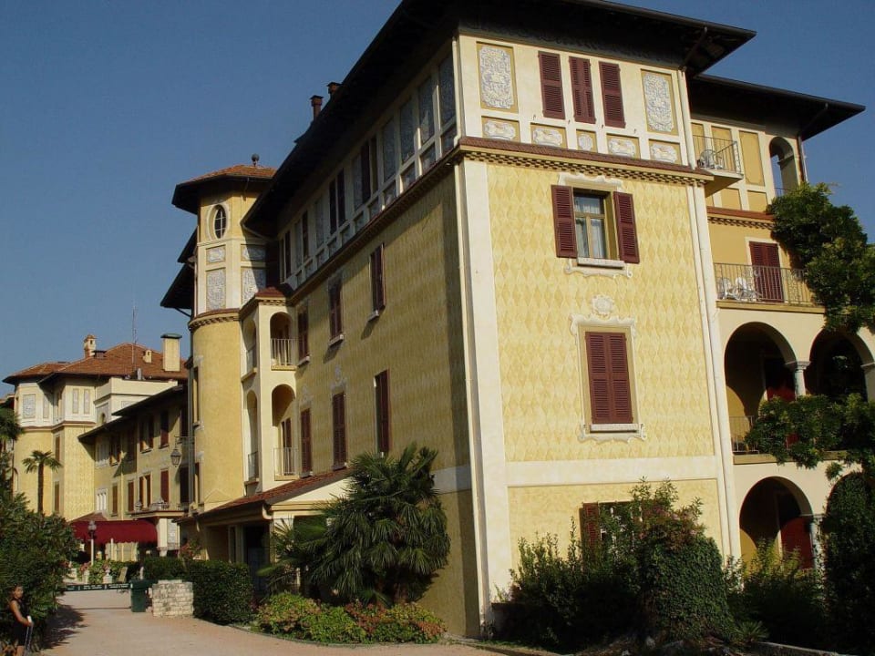 Blick vom Parkplatz Grand Hotel Fasano