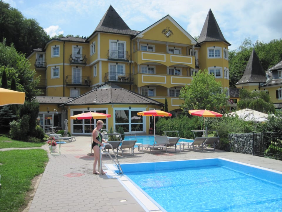 Aussenbereich Schlössl Hotel Kindl