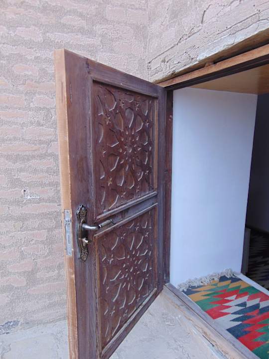 Zimmer Madrasah Polvon-Qori Boutique