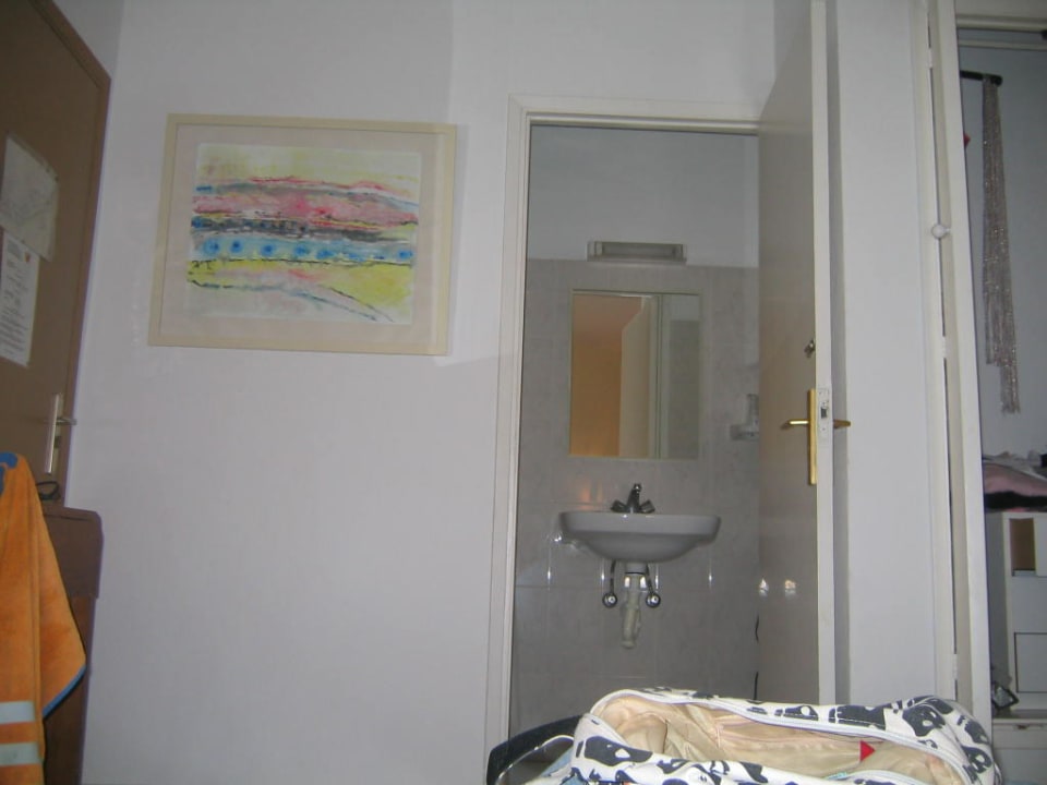 bad Hotel Figueretas