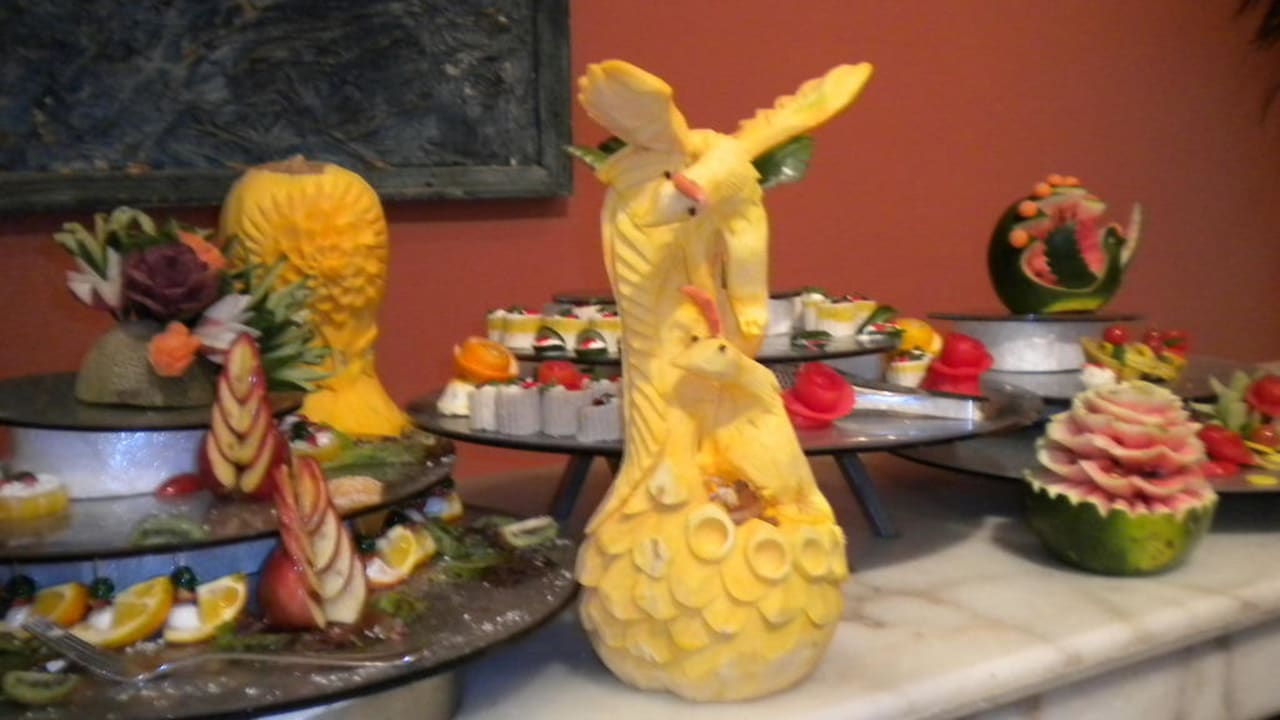 Укрошение ресторана Hotel Nubian Village