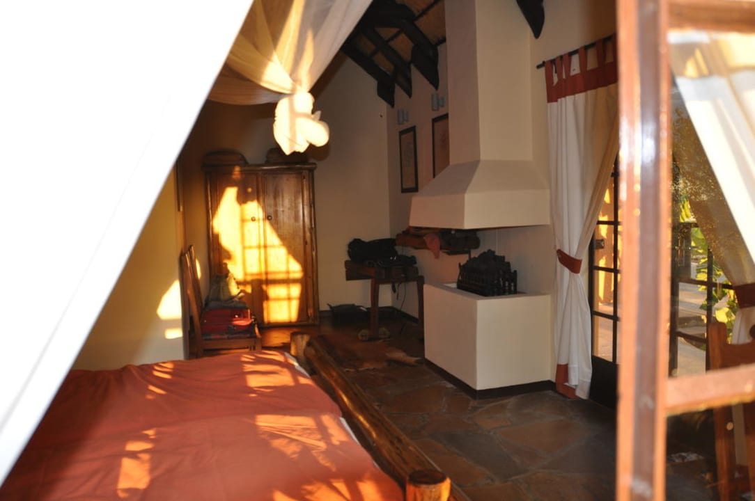 Blick von der Terrasse Kambaku Safari Lodge