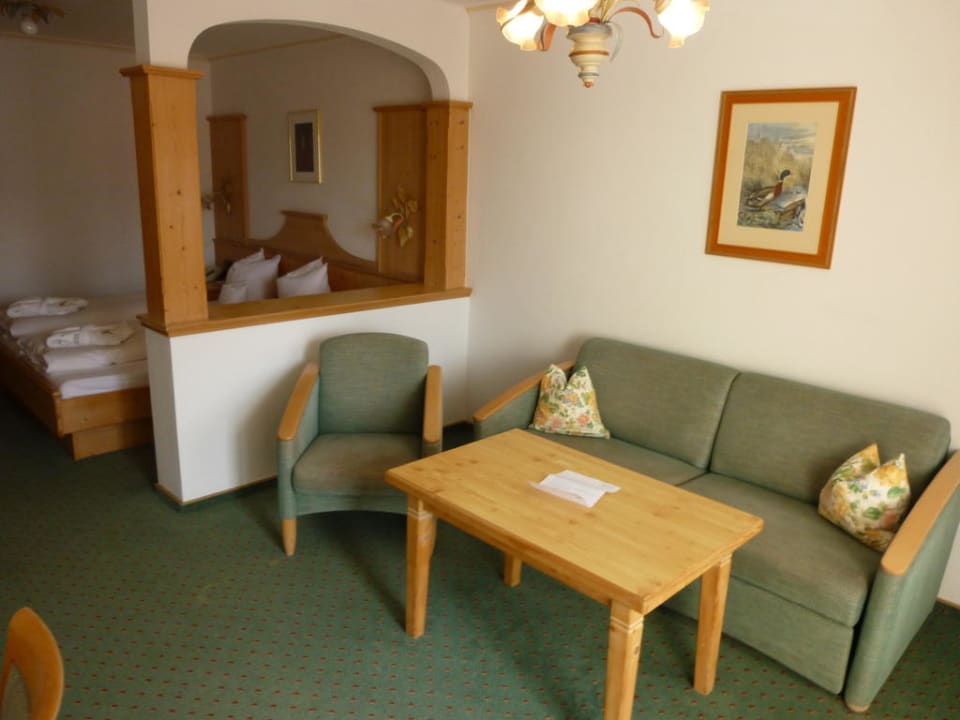 Wohnbereich mit Fernsehecke Hotel Lindenwirt