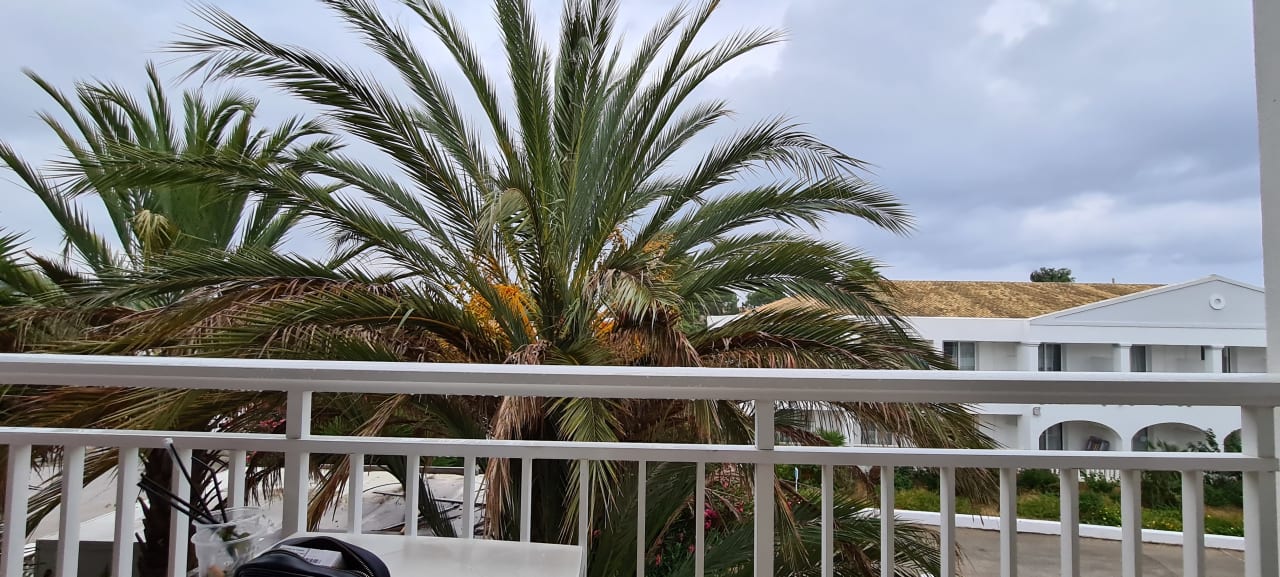 Zimmer Sandy Beach Resort