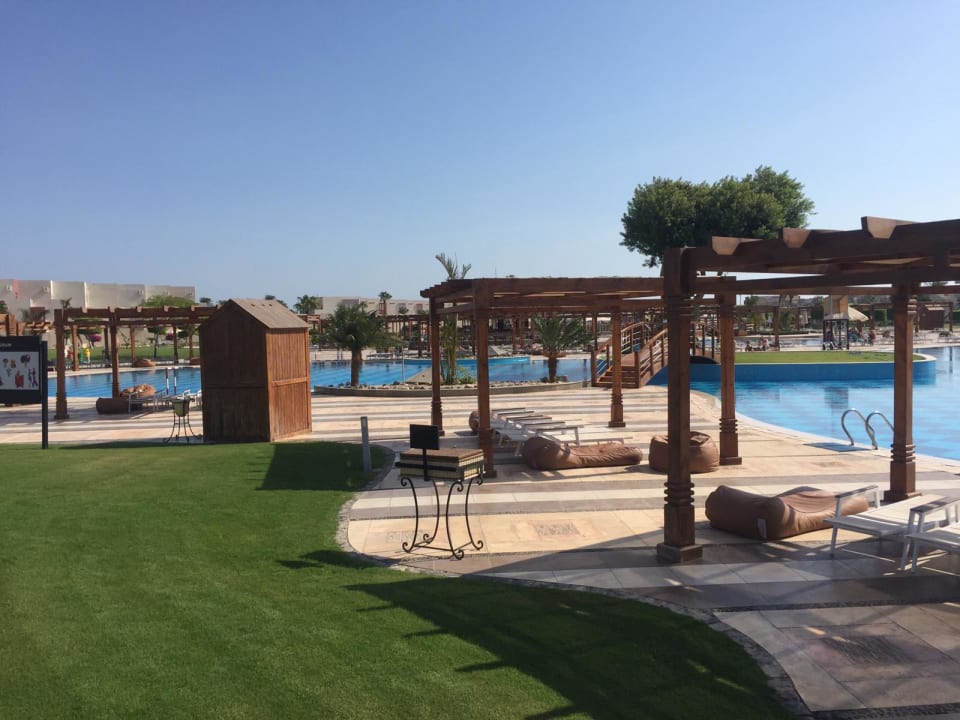 Pool SUNRISE Crystal Bay Resort