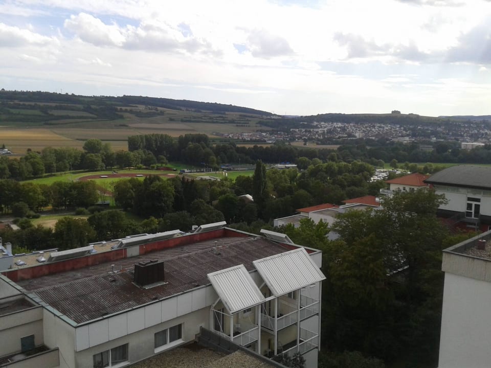 Blick auf die umliegende Berglandschaft Vitalhotel König am Park