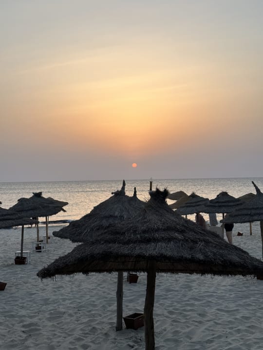 Strand Marhaba Royal Salem