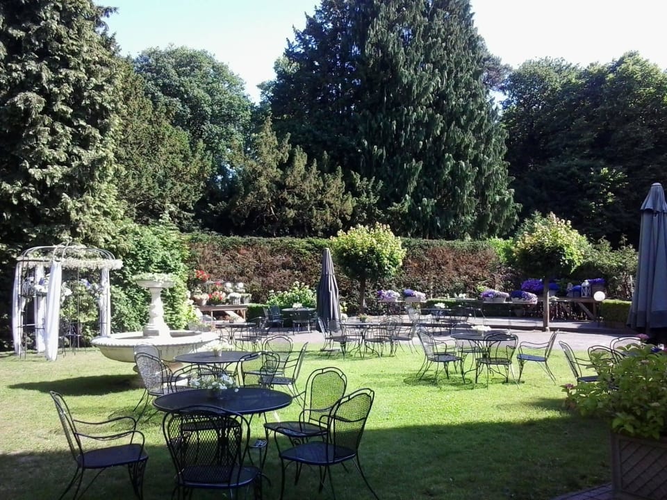Idyllischer Garten Hotel Landgoed, Jachtslot de Mookerheide