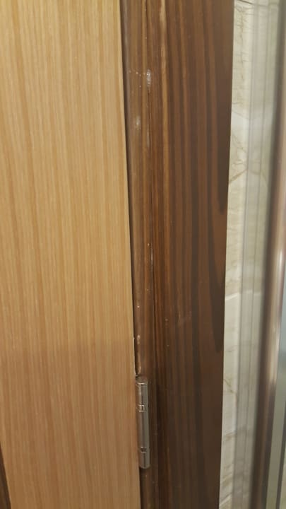 Unsauber  Dream World Aqua Hotel