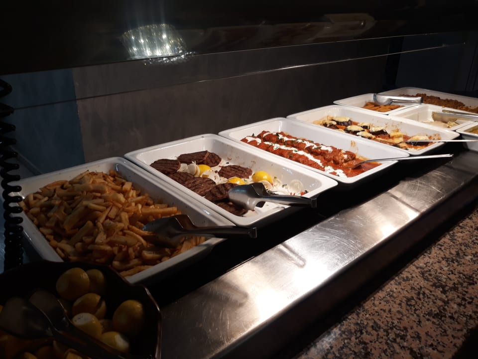 Gastro Hotel Lagomandra Beach