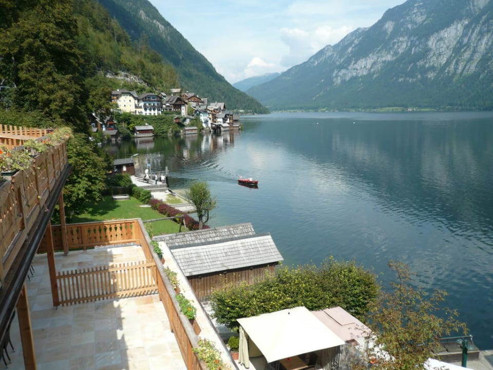 Aussicht auf den Hallstättersee Seehotel Grüner Baum