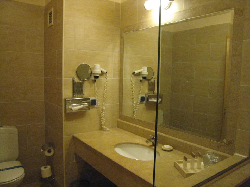 Bad - Waschtisch Hotel JAZ Makadi Star & Spa
