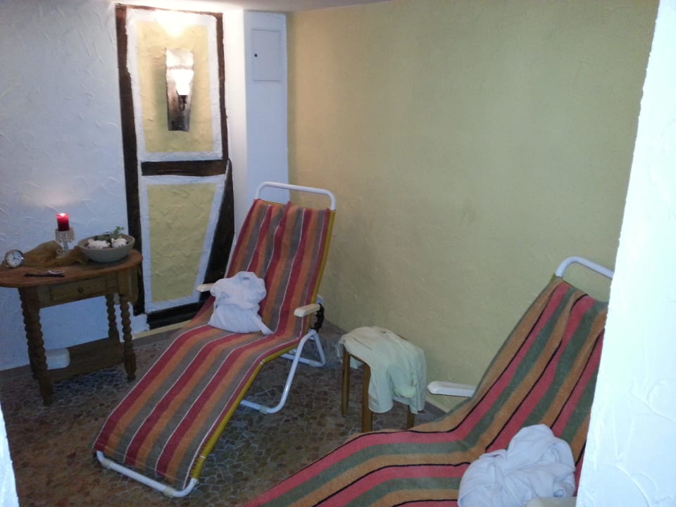 Ruheraum beim "Romantikbad" Märchenhotel